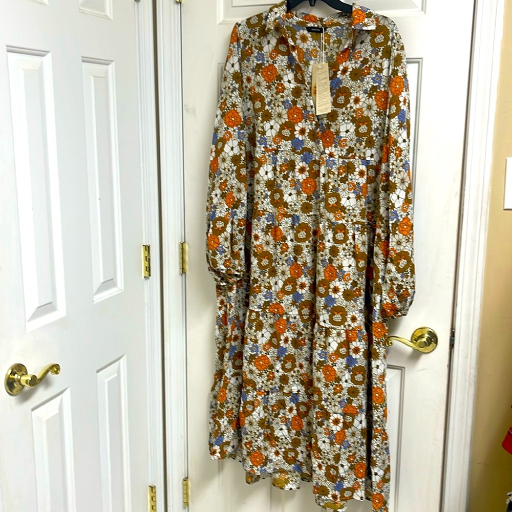 ✨NWT Fall Floral Dress✨